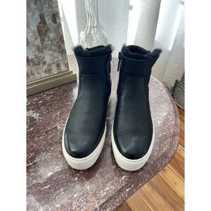 NWOT Kenneth Cole New York Women’s Black Janelle Sneaker Boot Sz 6